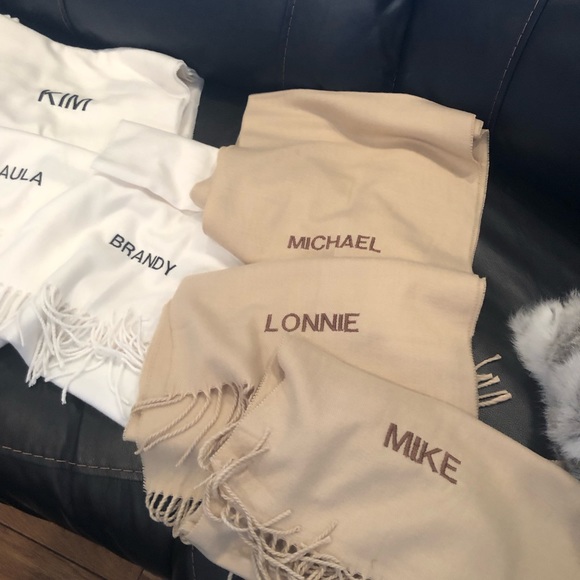 Embroidery scarf custom - Picture 5 of 6